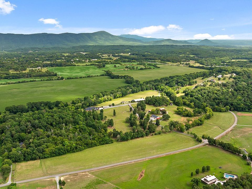 172nd image of 1020 Thomas Rd