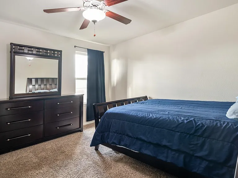 1505 Heartwood Dr — Photo 32