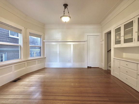 4th image of 1714 Santa Clara Ave