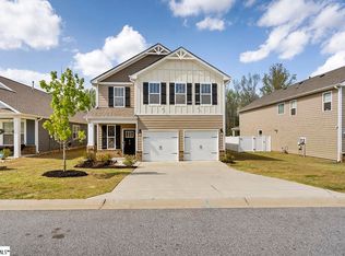 610 Raleighwood Ln, Simpsonville, SC 29681