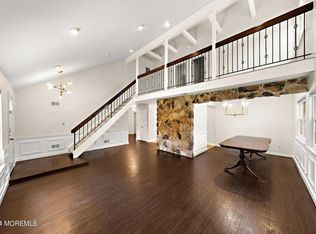 1242 Hermosa Dr, Lakewood, NJ 08701