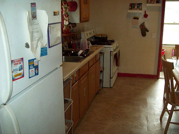2006 Thomas ave_08262013