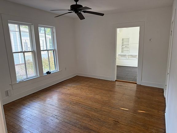 Central flex room with lots of windows