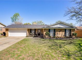 314 Arthur Dr, Kennedale, TX 76060
