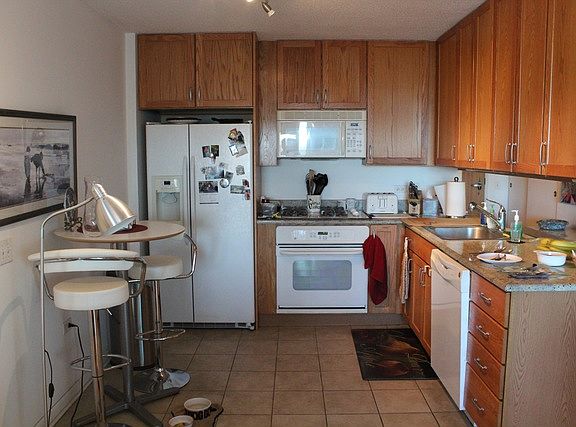 3rd image of 9715 Woods Dr Unit 804