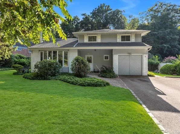 705 Park Avenue, Huntington, NY 11743