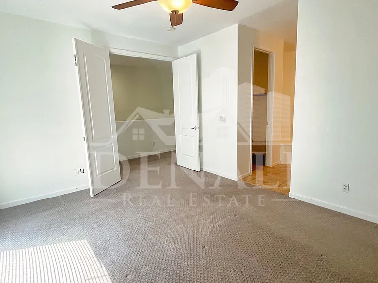 4637 E Culver St — Photo 11