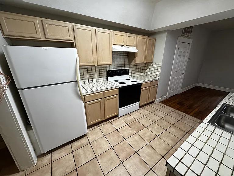 5321 Reiger Ave #3 — Photo 6
