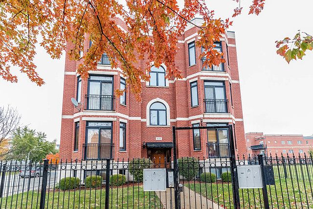 1st image of 4135 S Vincennes Ave APT 3S