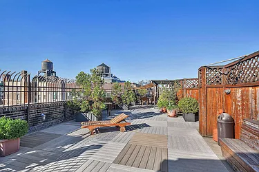 Sold by Isen & Company : Real Estate Advisors