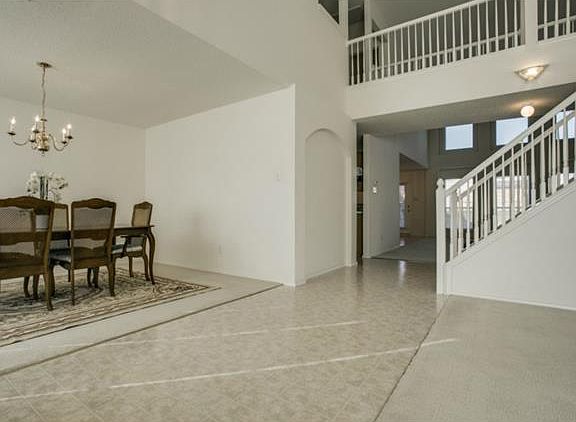 3rd image of 219 Matlock Meadow Dr