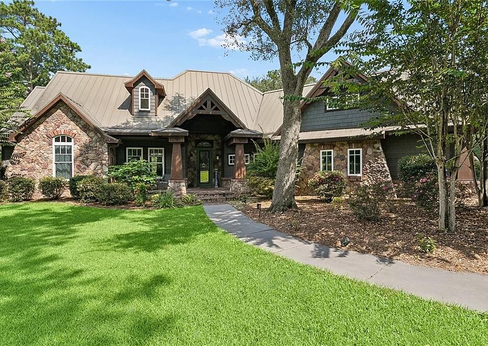 1st image of 333 Chinawood Dr