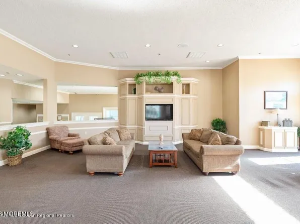3904 Plowmans Ct, Freehold, NJ 07728