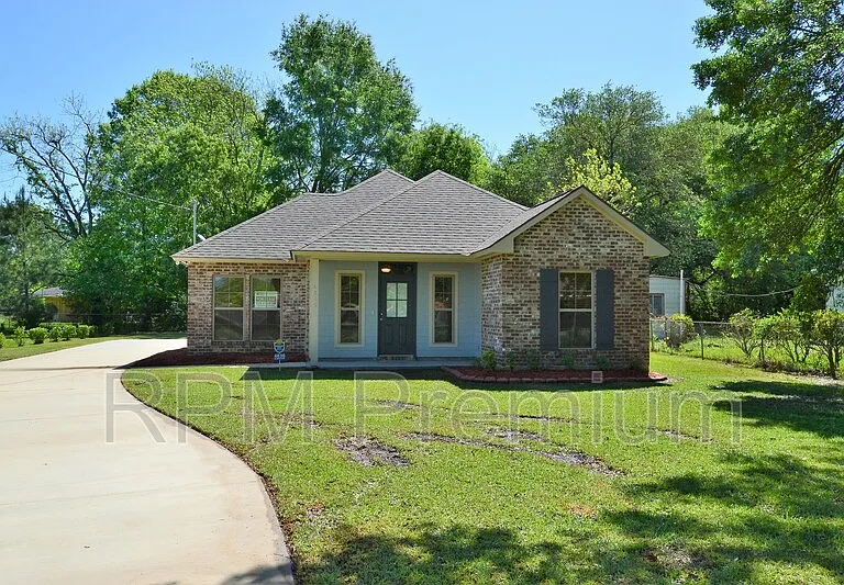 4836 Rollins Rd — Photo 1