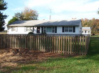 3655 Oakland Rd, Farnham, VA 22460