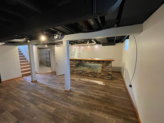2nd image of 3342 Parker Dr