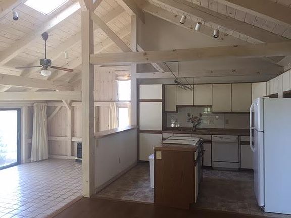4th image of 65 New Bedford Cir