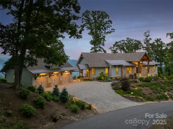 442 Signature Row Blvd, Waynesville, NC 28785
