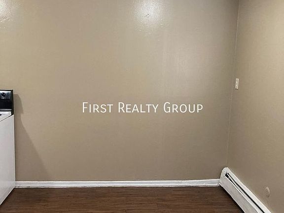 5th image of 342 Lookout Ave APT 5