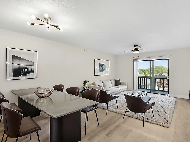 The Enclave at 3726 — Photo 2