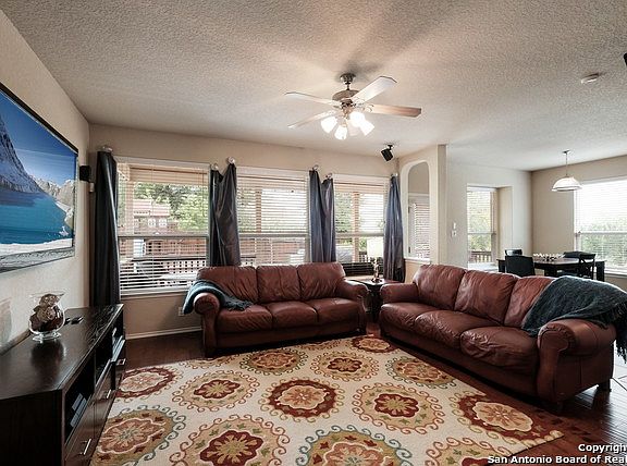 4th image of 12327 Corsicana Ml