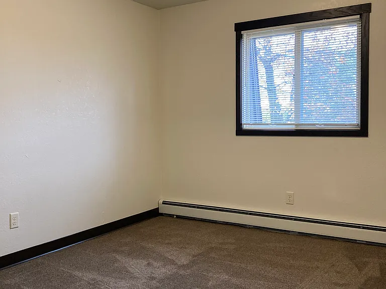 1403 N Washington Ave — Photo 6