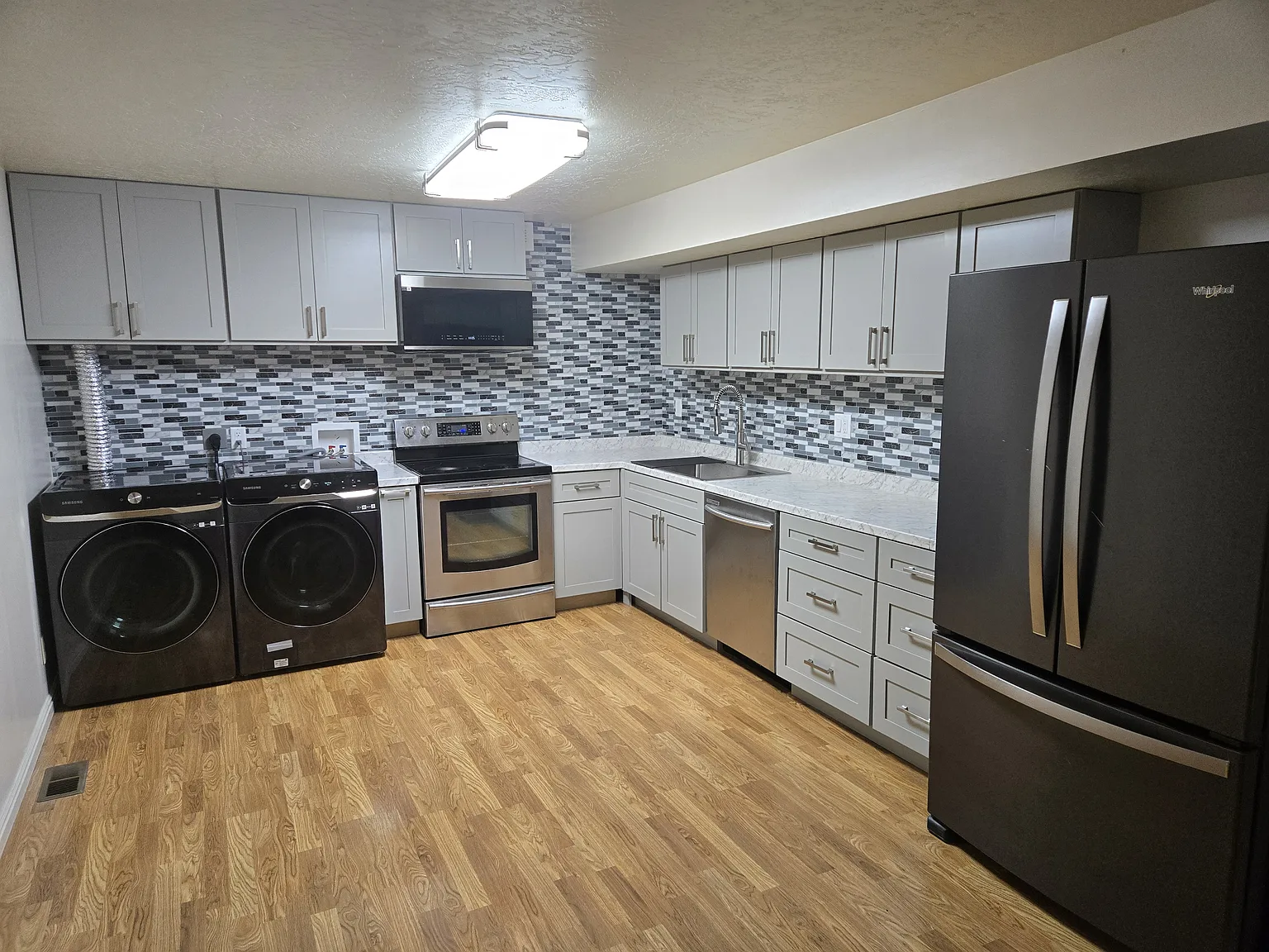 W 1460 N, Provo — Photo 4