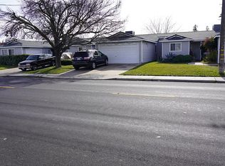 220 W Alameda St, Manteca, CA 95336