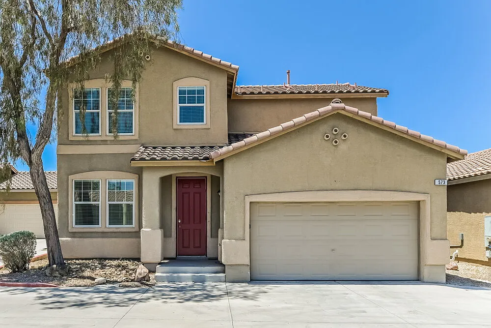 5 bed, 3.0 bath, 1836 sqft, $2,430 — Photo 1
