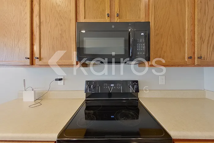8005 Shadesbrook Dr — Photo 10