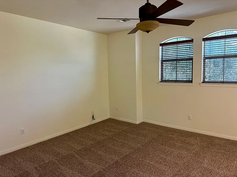 7233 Menchaca Rd #17 — Photo 25
