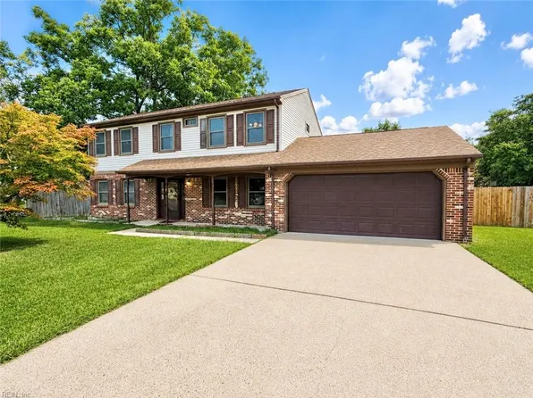 251 S Parliament Dr, Virginia Beach, VA 23462