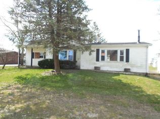 12448 E 11750n Rd, Beecher, IL 60401