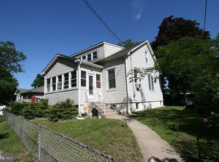 106 E Charles St, Palmyra, NJ 08065