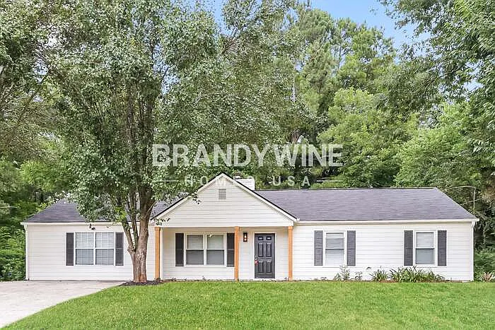 4 bed, 3.0 bath, 1842 sqft, $2,465 — Photo 2