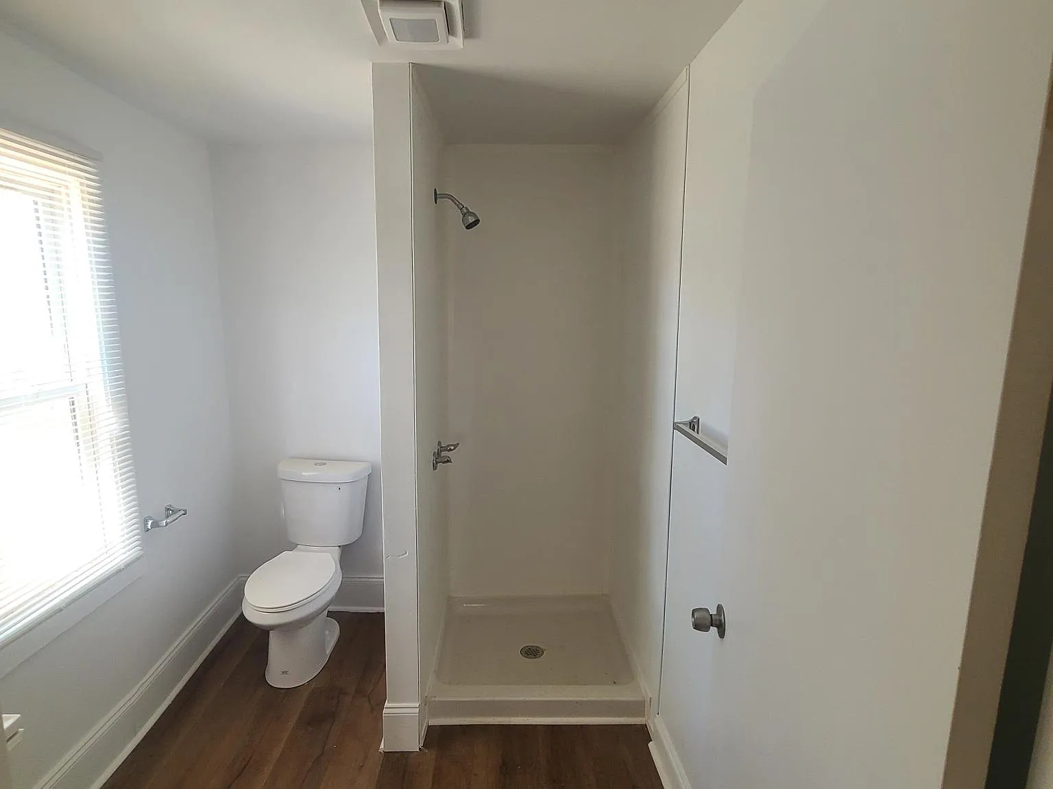 4 bed, 1200 sqft, $1,650 — Photo 3