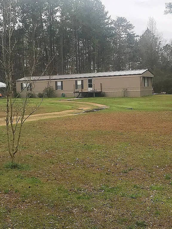 126 Wilkinson Ln SE — Photo 1