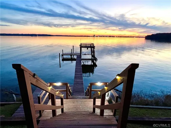 2441 Harrison Point Dr, Charles City, VA 23030