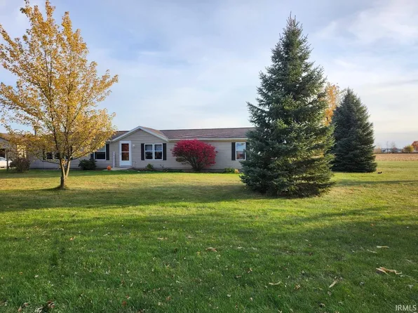 3151 E 300th Rd S, Huntington, IN 46750