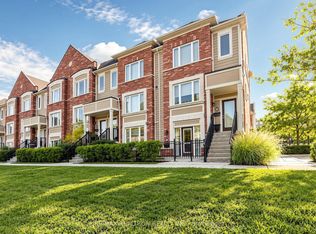 16 Walter Dove Ct, Aurora, ON L4G0S8