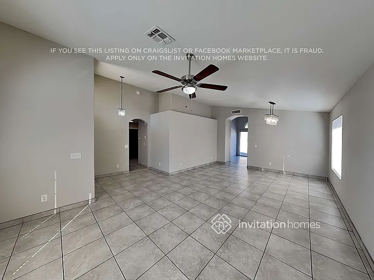11312 W Puget Ave — Photo 3