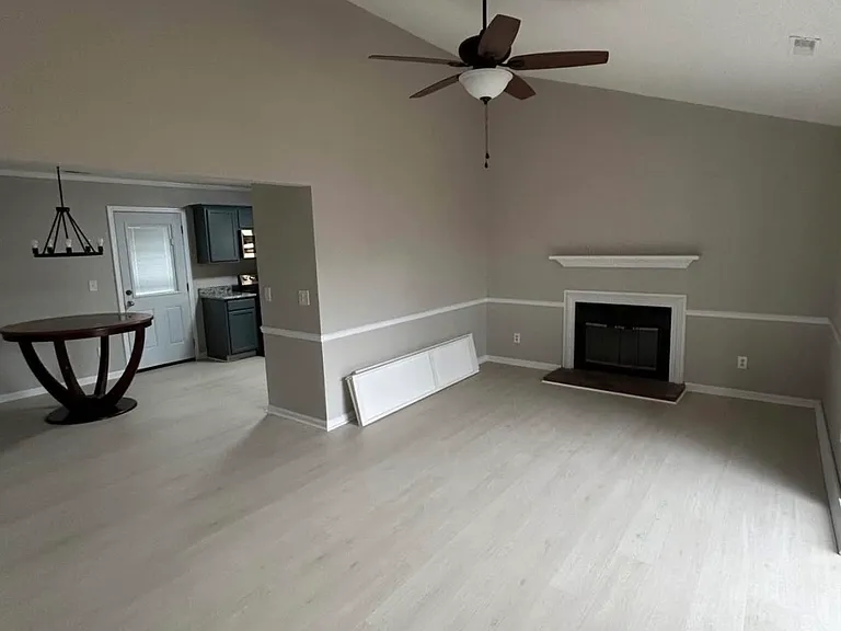 529 Coronation Dr #529 — Photo 4