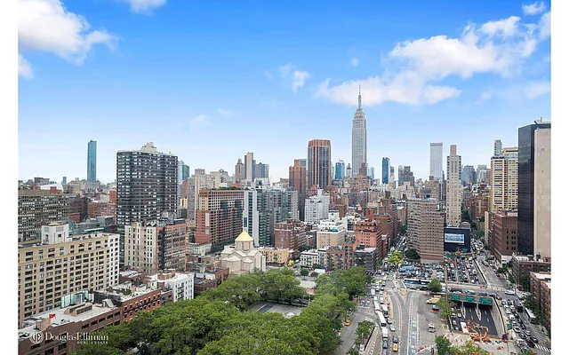 Rented by Douglas Elliman | media 17