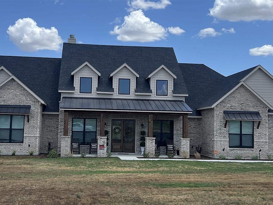 1st image of 709 Nocona
