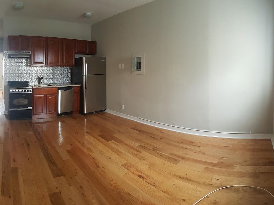 Living Room Unfurnished