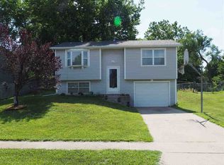 2342 SE Jefferson St, Topeka, KS 66605