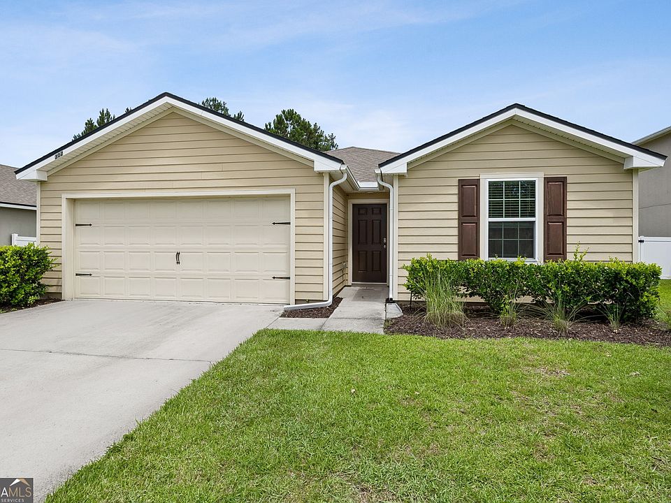 1st image of 302 Cedar Breeze Dr