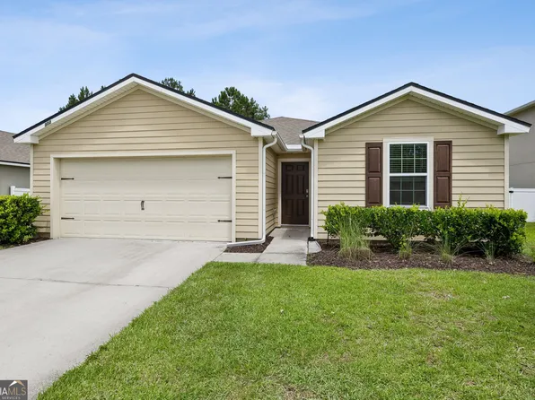 302 Cedar Breeze Dr, Kingsland, GA 31548