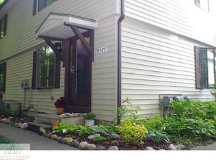 3938 Hunters Ridge Dr APT 4, Lansing, MI 48911