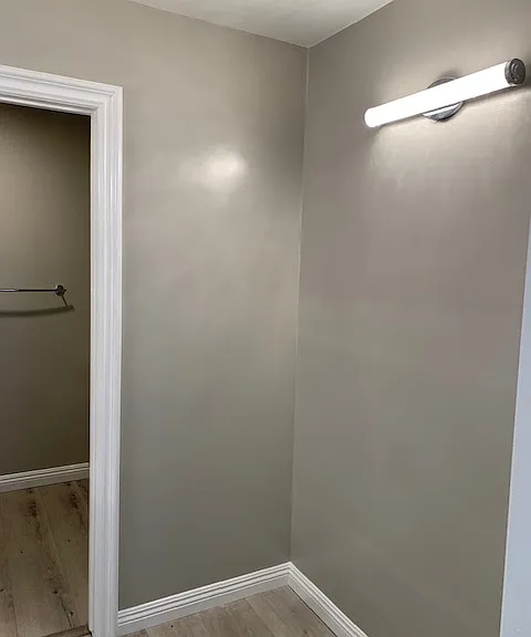 Master bedroom dressing room